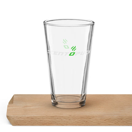 Shaker pint glass